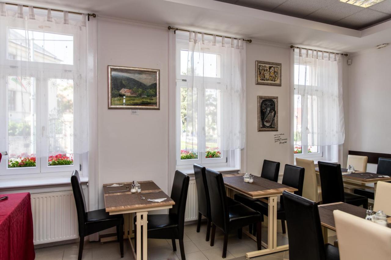 Fenyes Vinorium Bed & Breakfast Sopron Eksteriør bilde