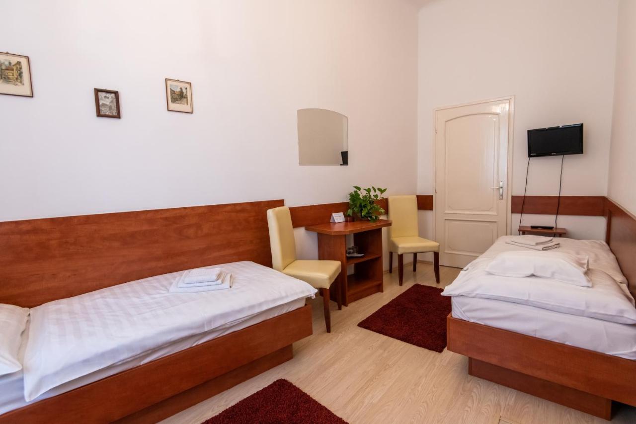 Fenyes Vinorium Bed & Breakfast Sopron Eksteriør bilde