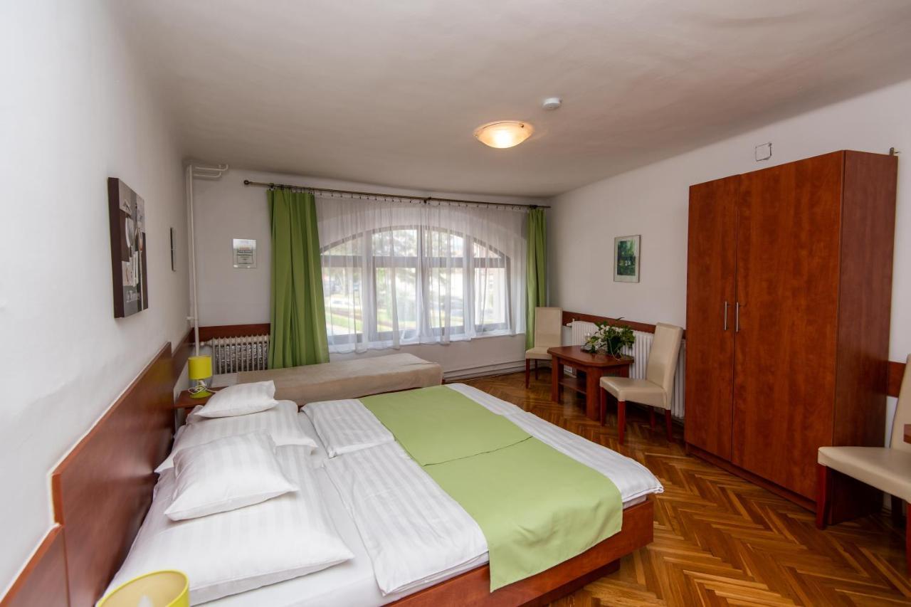 Fenyes Vinorium Bed & Breakfast Sopron Eksteriør bilde