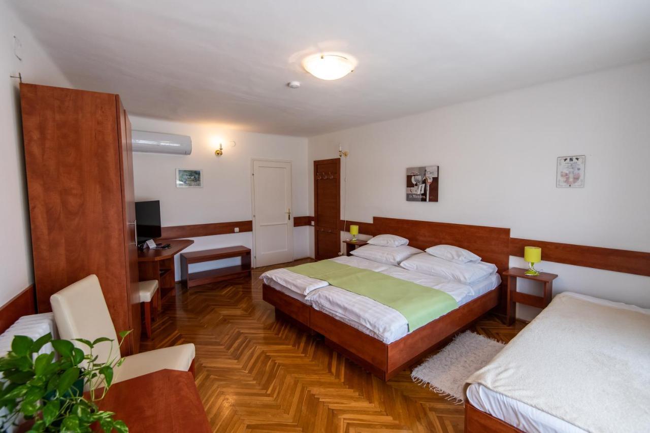 Fenyes Vinorium Bed & Breakfast Sopron Eksteriør bilde