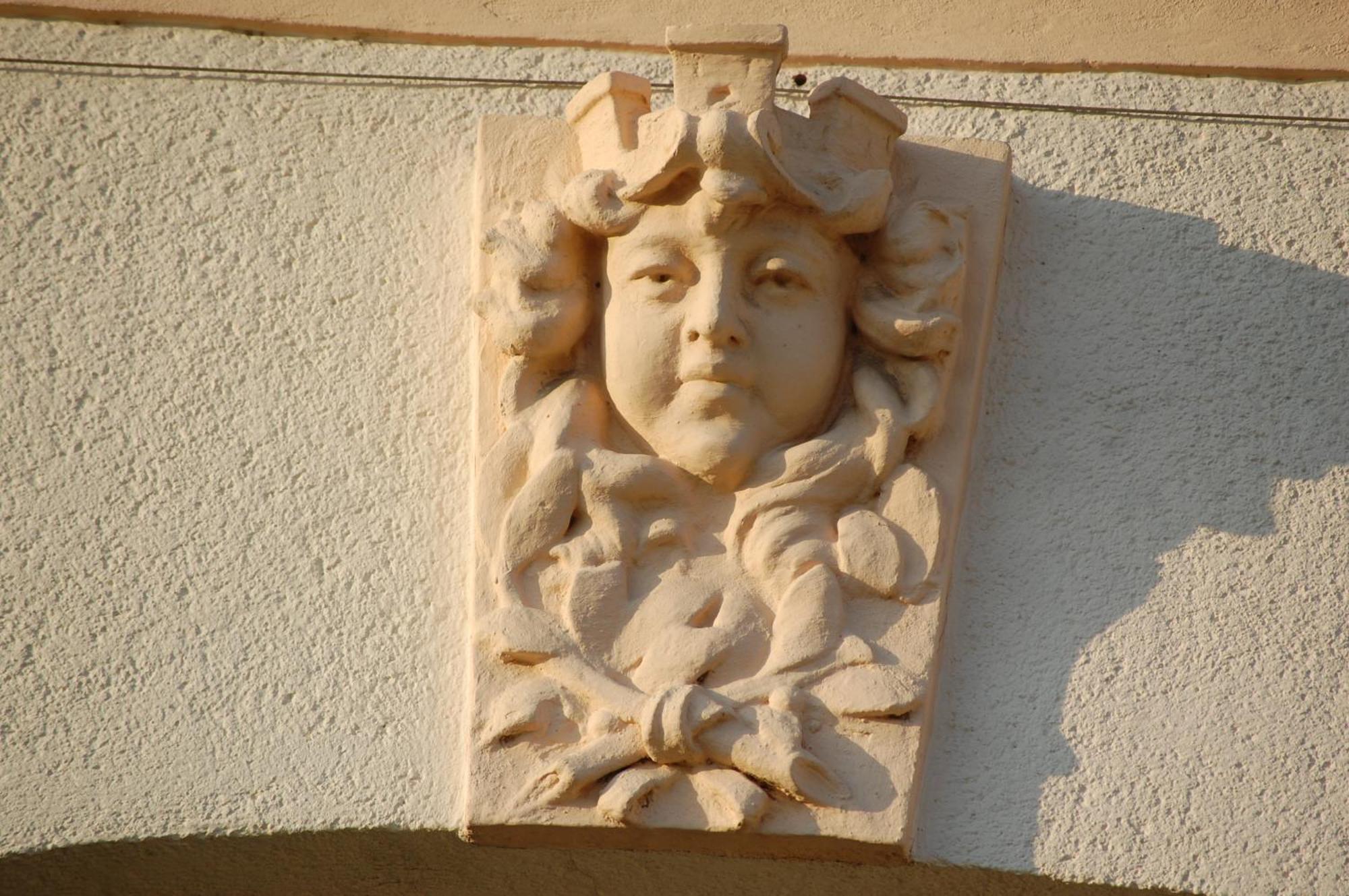 Fenyes Vinorium Bed & Breakfast Sopron Eksteriør bilde